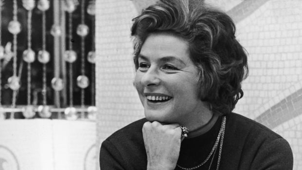 Swedish film and theater actress Ingrid Bergman (1915 - 1982) sits on a wire chair with her hand on her chin and laughs, London, January 6, 1971. Bergman was in London for her role as Lady Waynflete in George Bernard Shaw's 'Captain Brassbound's Conversion' at the Cambridge Theatre. (Photo by Express Newspapers/Getty Images)