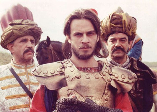 U filmu ,,Boj na Kosovu" iz 1989. godine, Žarko tumači lik Miloša Obilića.